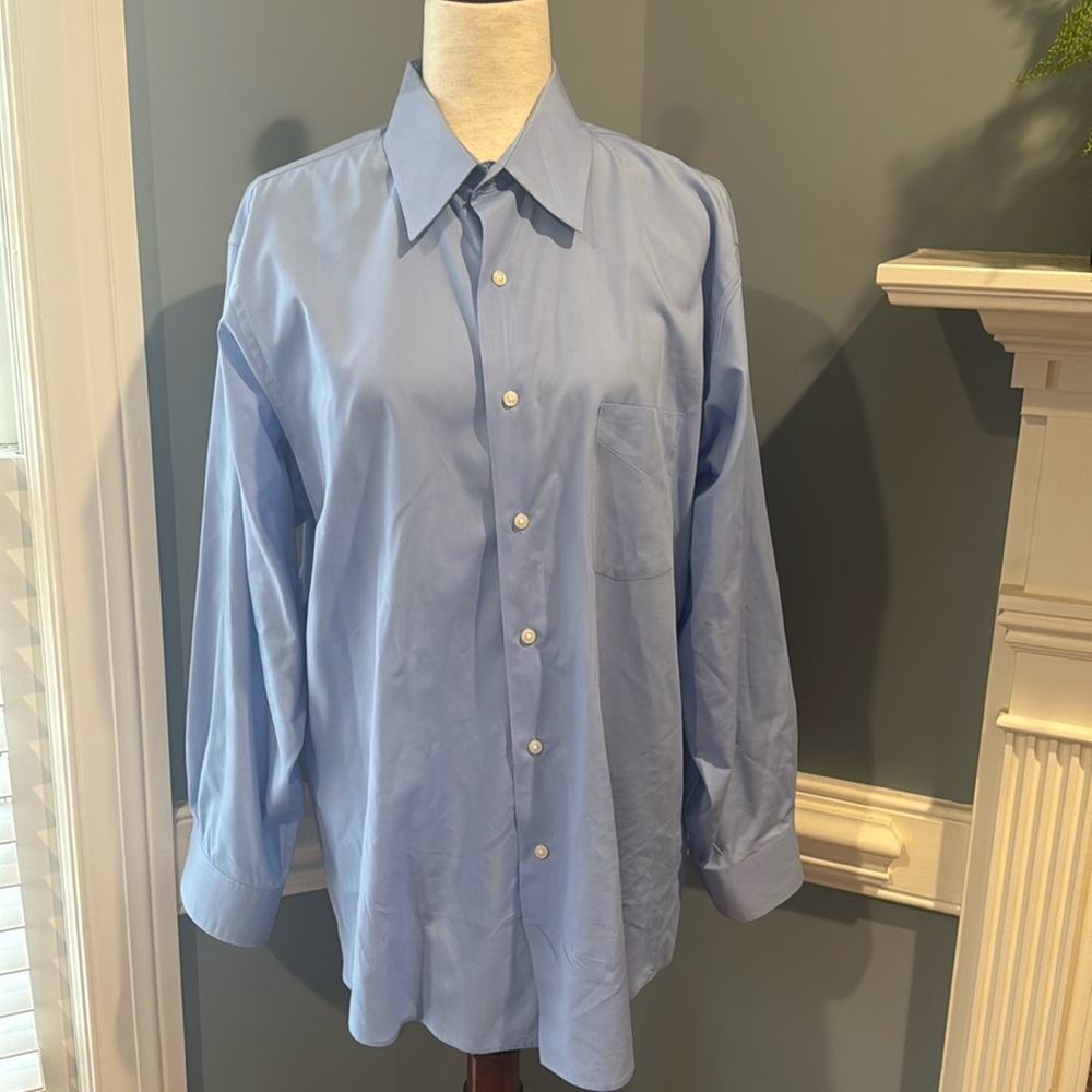 Van Heusen powder blue long sleeve wrinkle free dress shirt